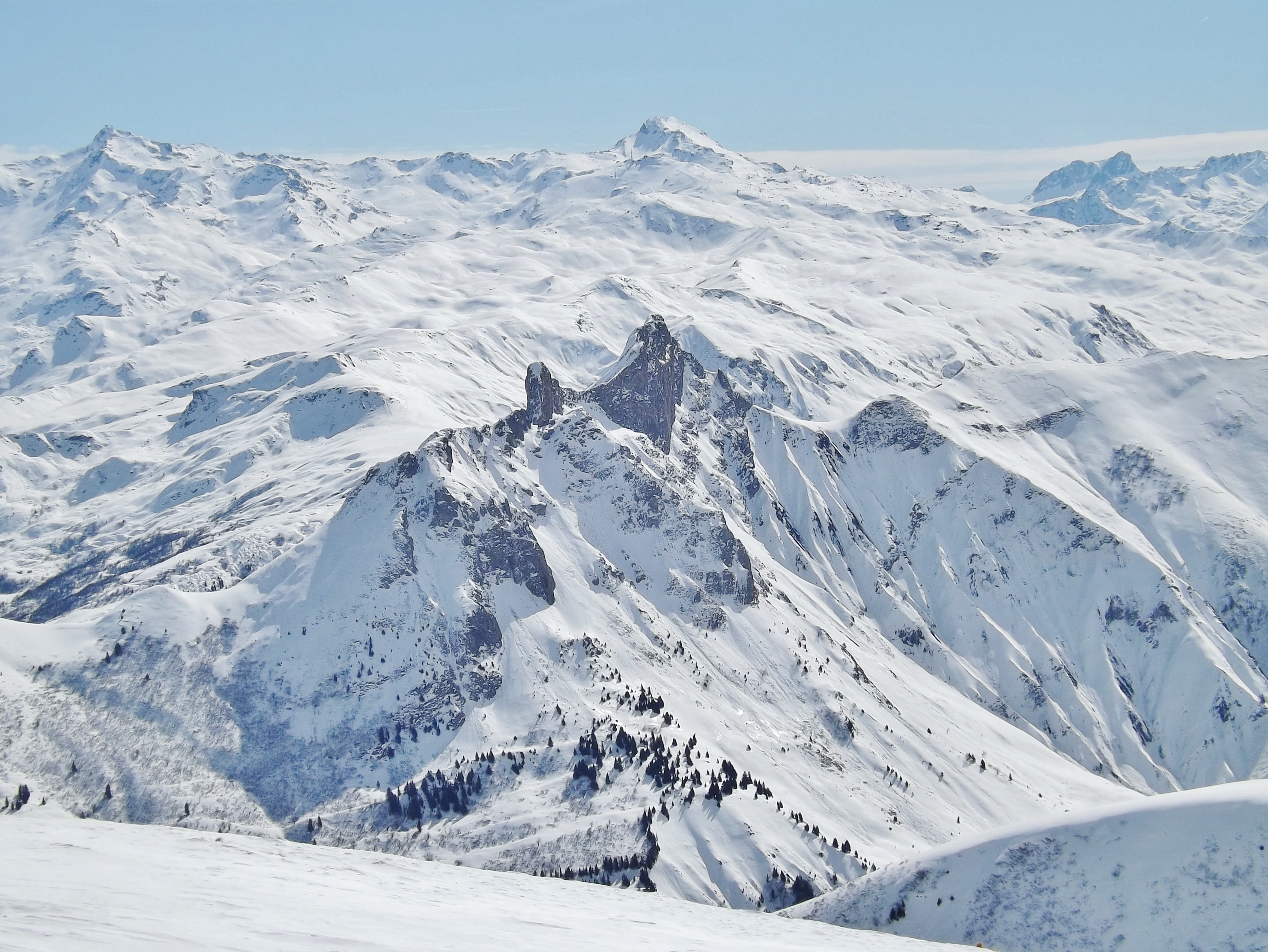 Où louer vos ski à Valmorel en Savoie ?